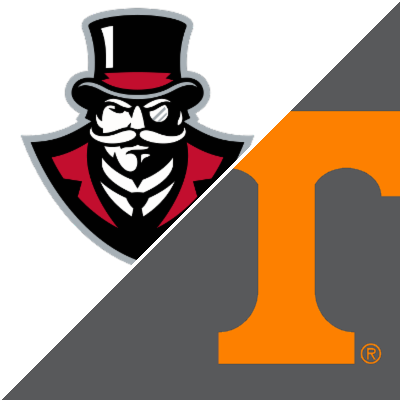 No. 9 Tennessee rallies past stubborn Austin Peay, 30-13